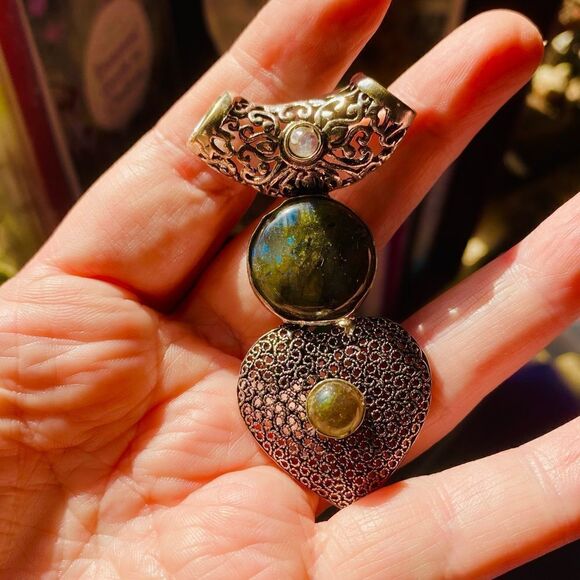 Labradorite Sterling Silver Statement Pendant - Picture 6 of 7